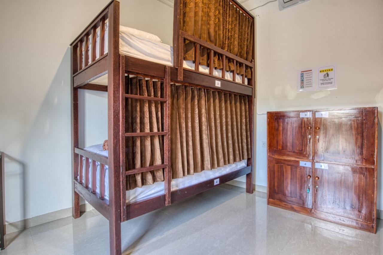 L Degus Hostel Toyapakeh 외부 사진